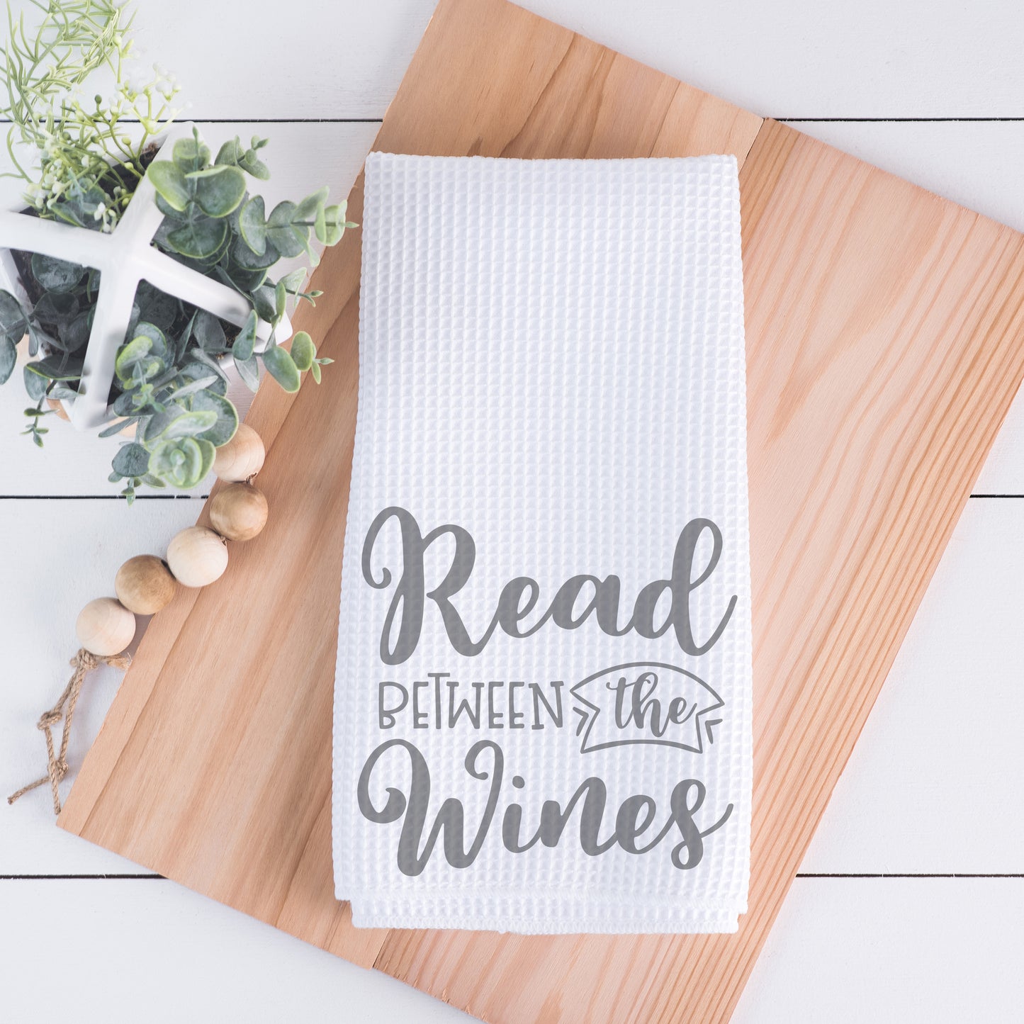 Read Between the Wines Hand Towel